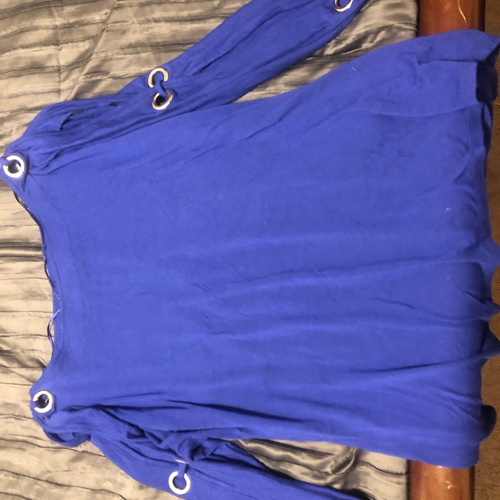 Women’s blouse